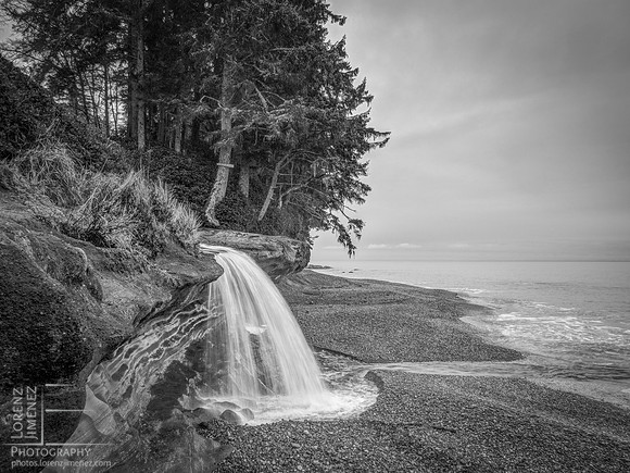 Sandcut Beach Falls