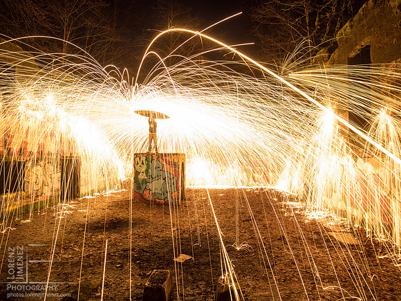 Spark fountain
